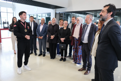 AK PARTİ MERSİN MİLLETVEKİLİ HAVVA SİBEL SÖYLEMEZ BÖLGEMİZİ ZİYARET ETTİ.