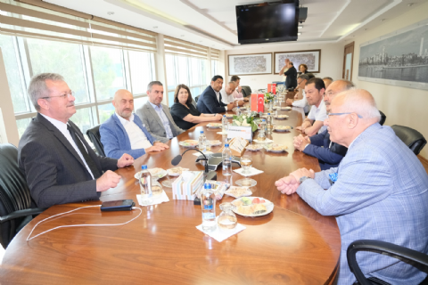 İYİ PARTİ MİLLETVEKİLİ ADAYI BURHANETTİN KOCAMAZ MTOSBYİ ZİYARET ETTİ