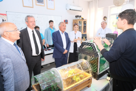 İYİ PARTİ MİLLETVEKİLİ ADAYI BURHANETTİN KOCAMAZ MTOSBYİ ZİYARET ETTİ