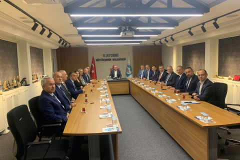 OSBÜK YÖNETİMİ KAYSERİDE BİR DİZİ ZİYARET GERÇEKLEŞTİRDİ