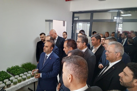 SANAYİ VE TEKNOLOJİ BAKANI MEHMET FATİH KACIR MERSİN ve ADANA'DA BİR DİZİ AÇILIŞ GERÇEKLEŞTİRDİ