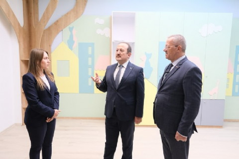 VALİ ALİ HAMZA PEHLİVAN MTOSB KREŞ VE GÜNDÜZBAKIMEVİ İNŞAATINDA İNCELEMELERDE BULUNDU