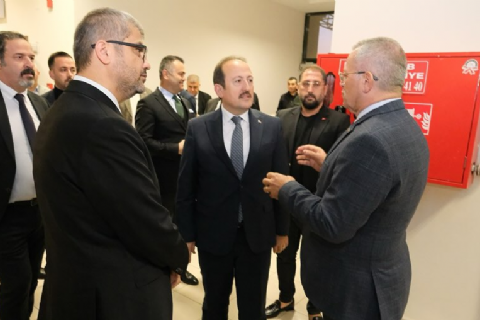VALİ ALİ HAMZA PEHLİVAN MTOSB KREŞ VE GÜNDÜZBAKIMEVİ İNŞAATINDA İNCELEMELERDE BULUNDU